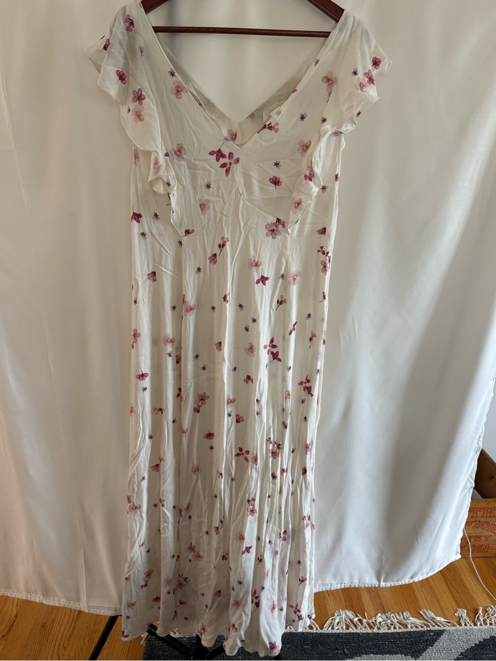 H&M Maternity White Maxi Dress with Pink Floral Print